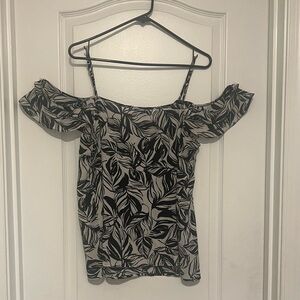 Mossimo - Black and White Tank and off the shoulder sleeve top - Large